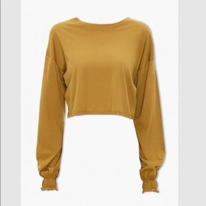 NWOT Forever 21 Smocked Cuff Crop Top